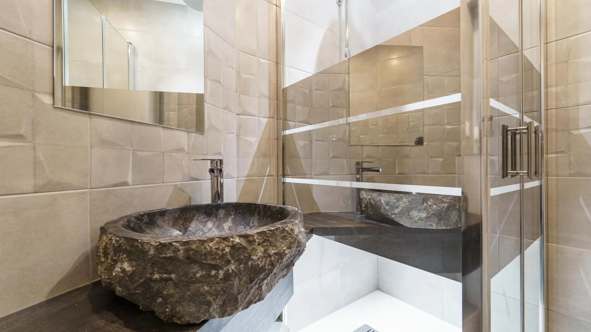 Nets Inn Apartments - Saint Lazare París