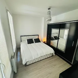 Charmante F2 Au Coeur De 1er Appartamento
