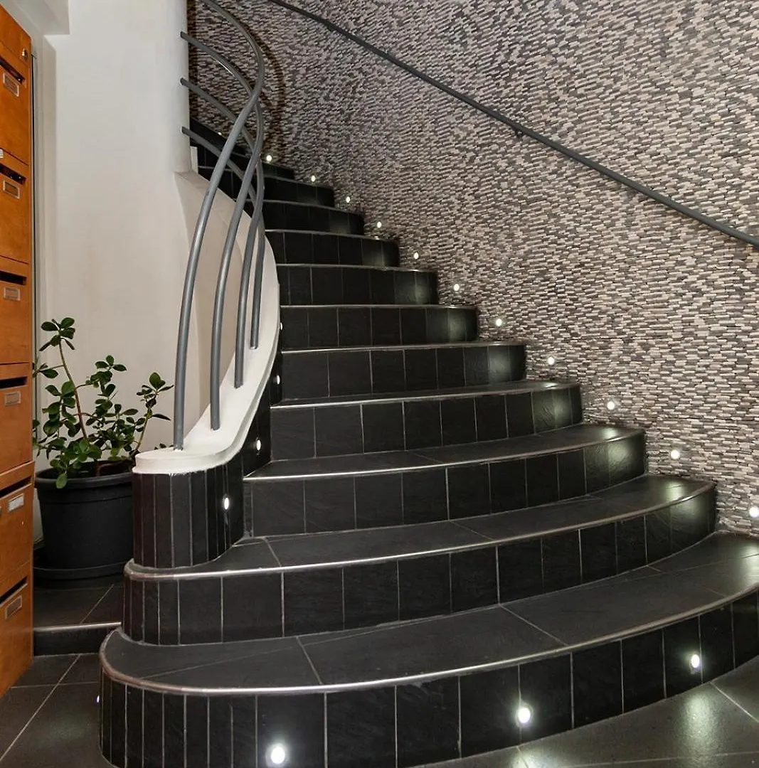 Nets Inn Apartments - Saint Lazare Paris 0*,
